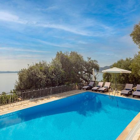 Villa Nafsika Ниссаки Экстерьер фото