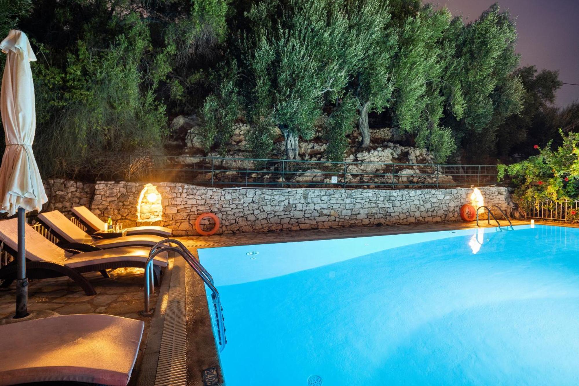Villa Nafsika Ниссаки Экстерьер фото