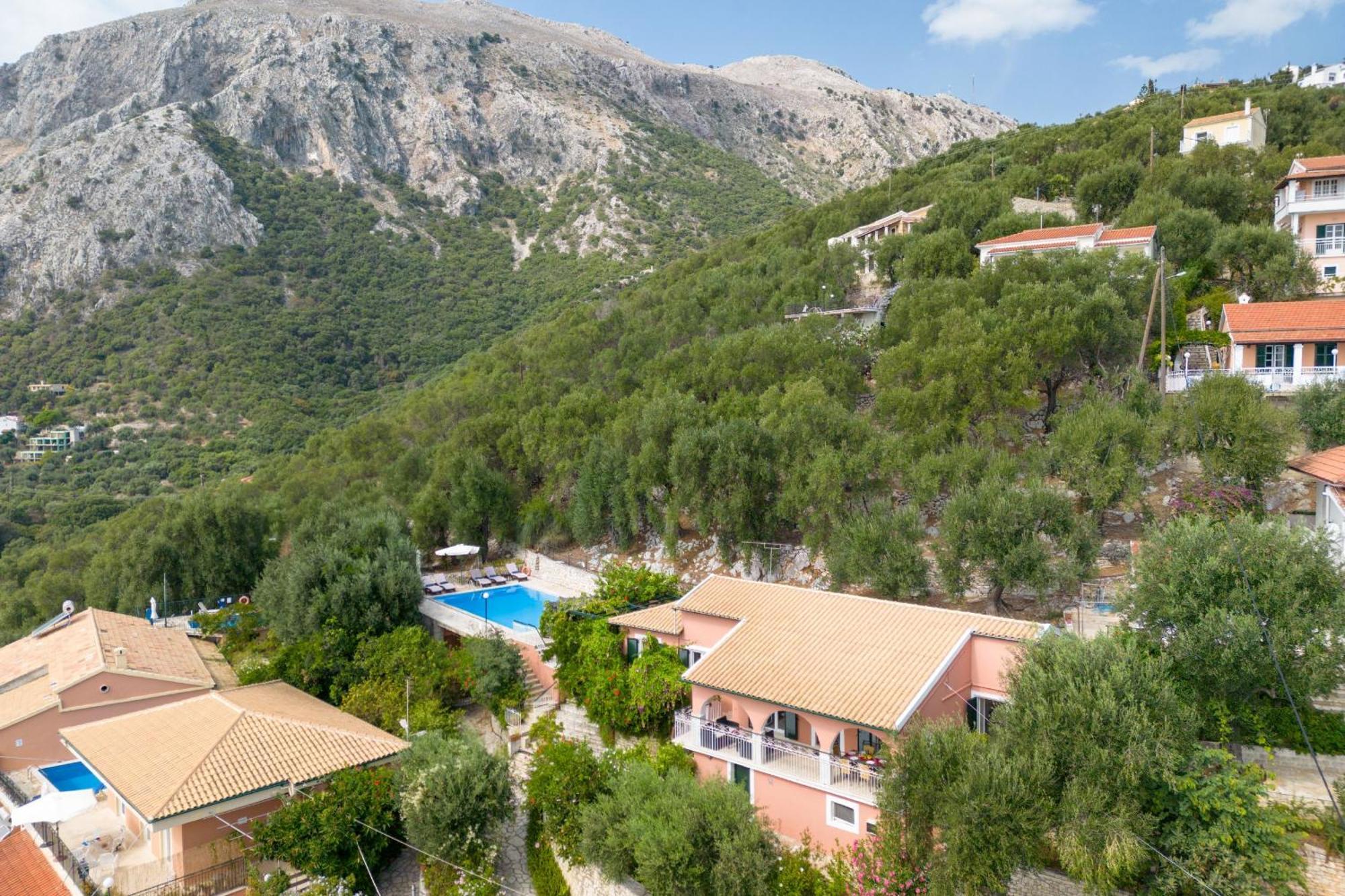 Villa Nafsika Ниссаки Экстерьер фото