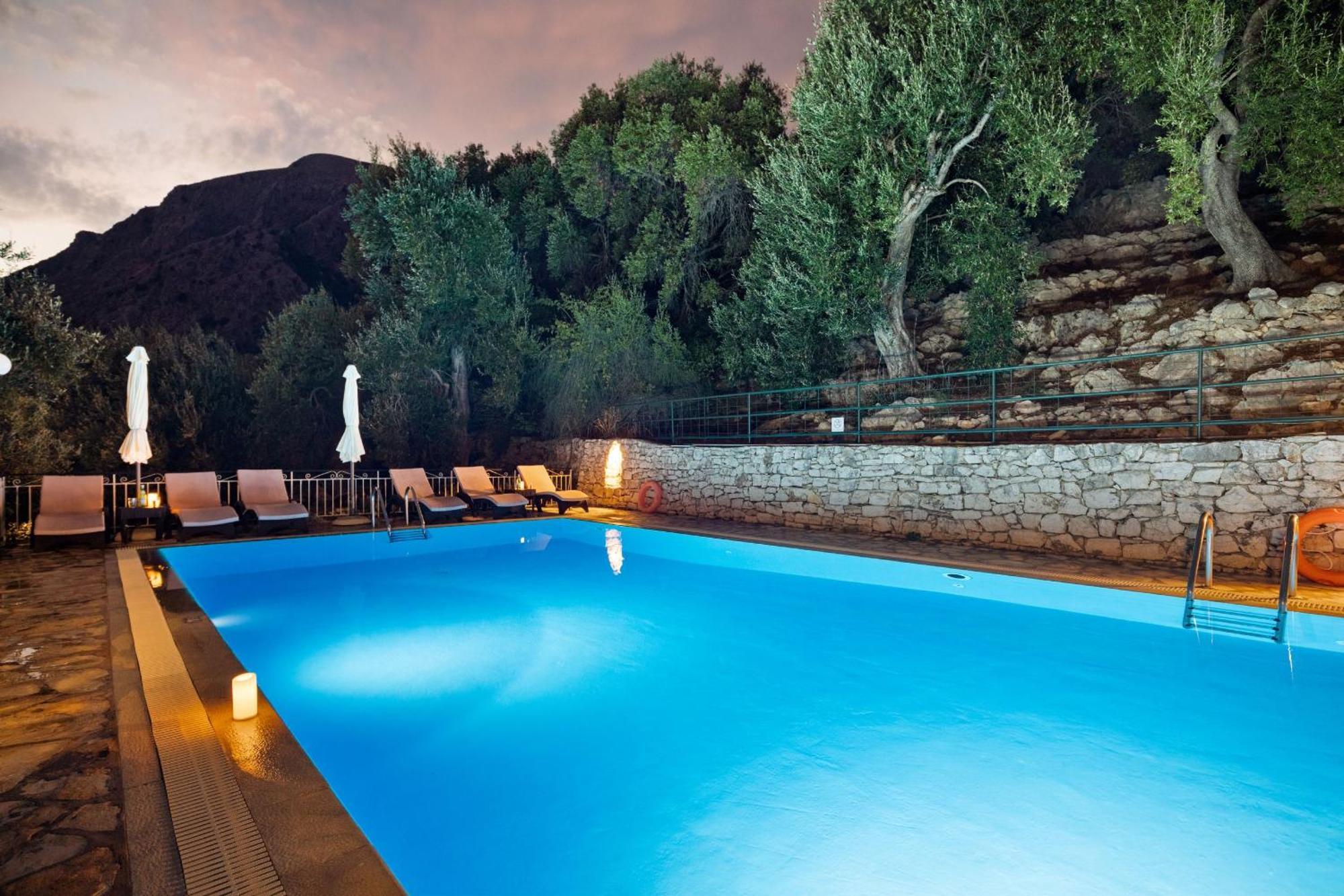 Villa Nafsika Ниссаки Экстерьер фото
